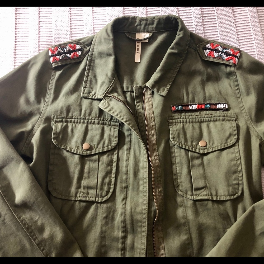 Perfect Fall jacket, army green with fun details